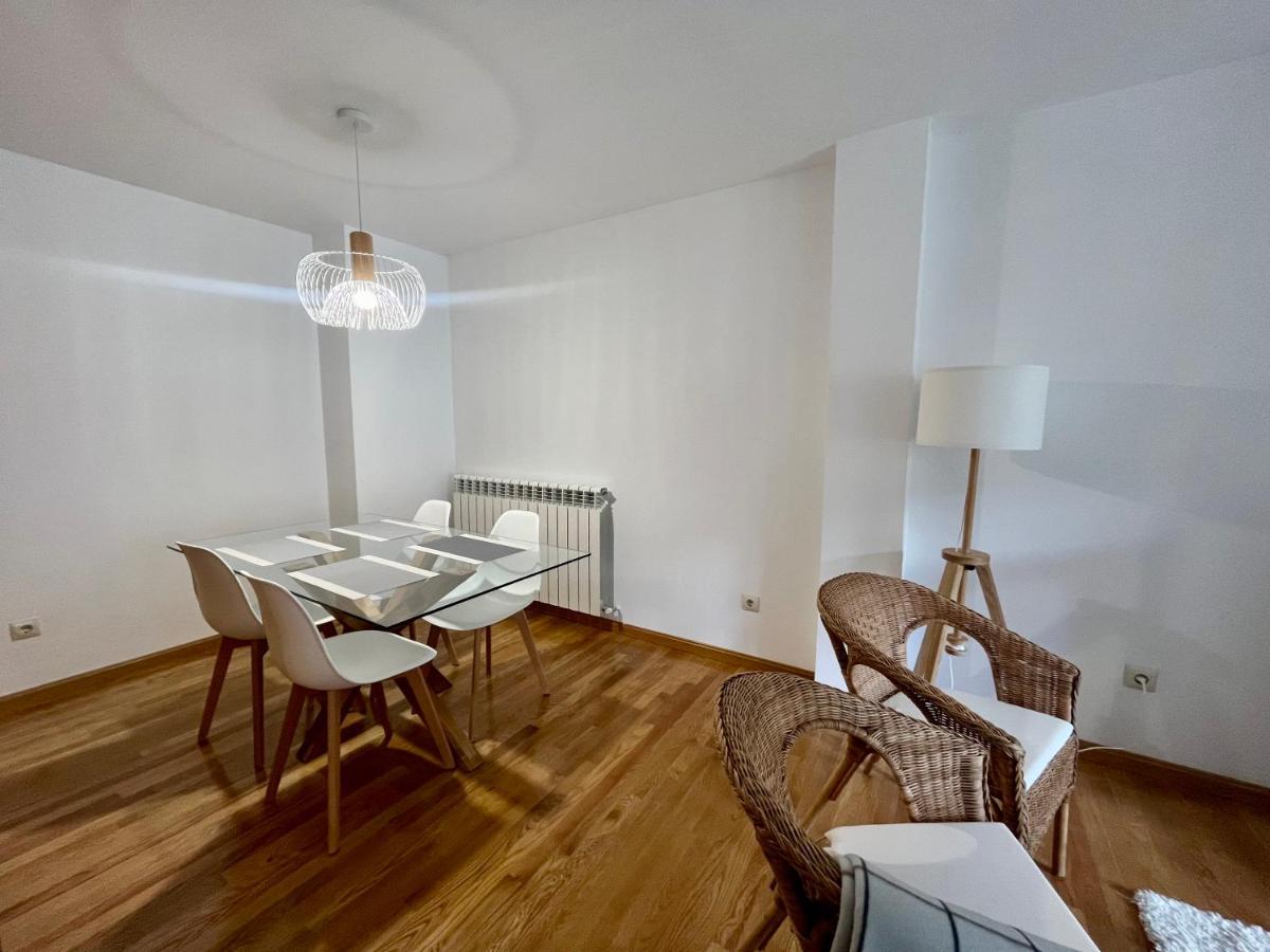 Bpirineos-parque Tilos 3 Apartment *